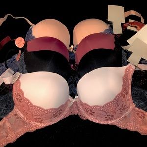 Lot of 4 Push Up Bra